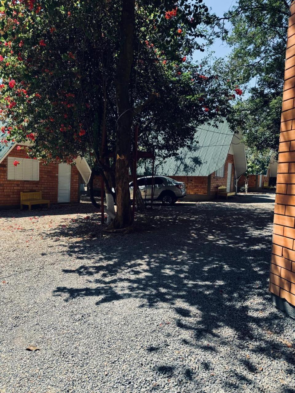 Hotel Recanto Do Bosque Sorriso Esterno foto